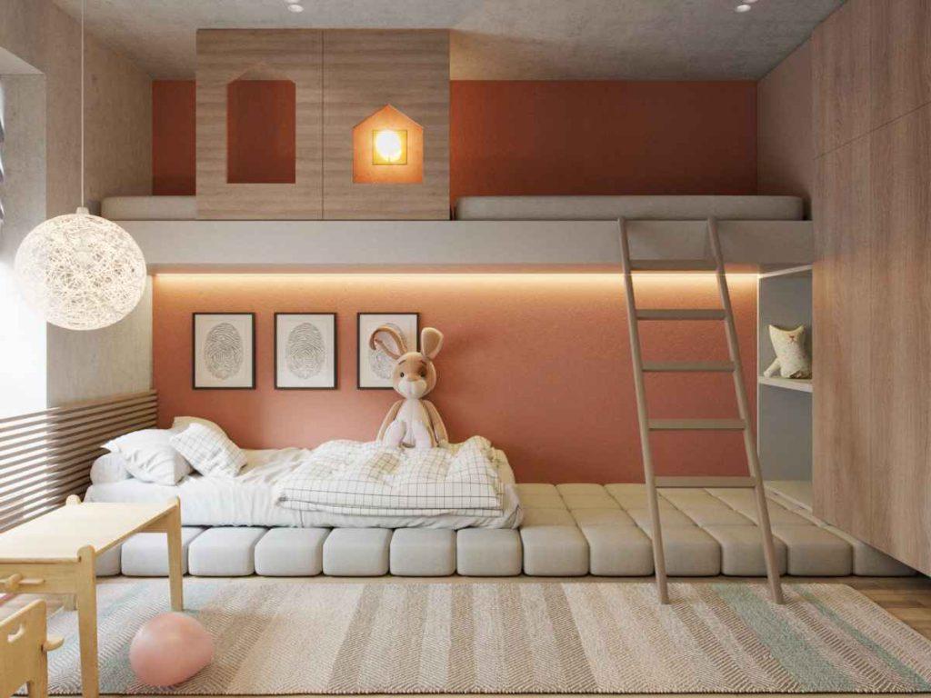 اتاق خواب کودکی که قسمت بازی و تختش جدا شده است و نردبانی این دو را وصل کرده است